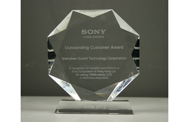 ได้รับรางวัล 'outstanding Customer award' โดย Sony